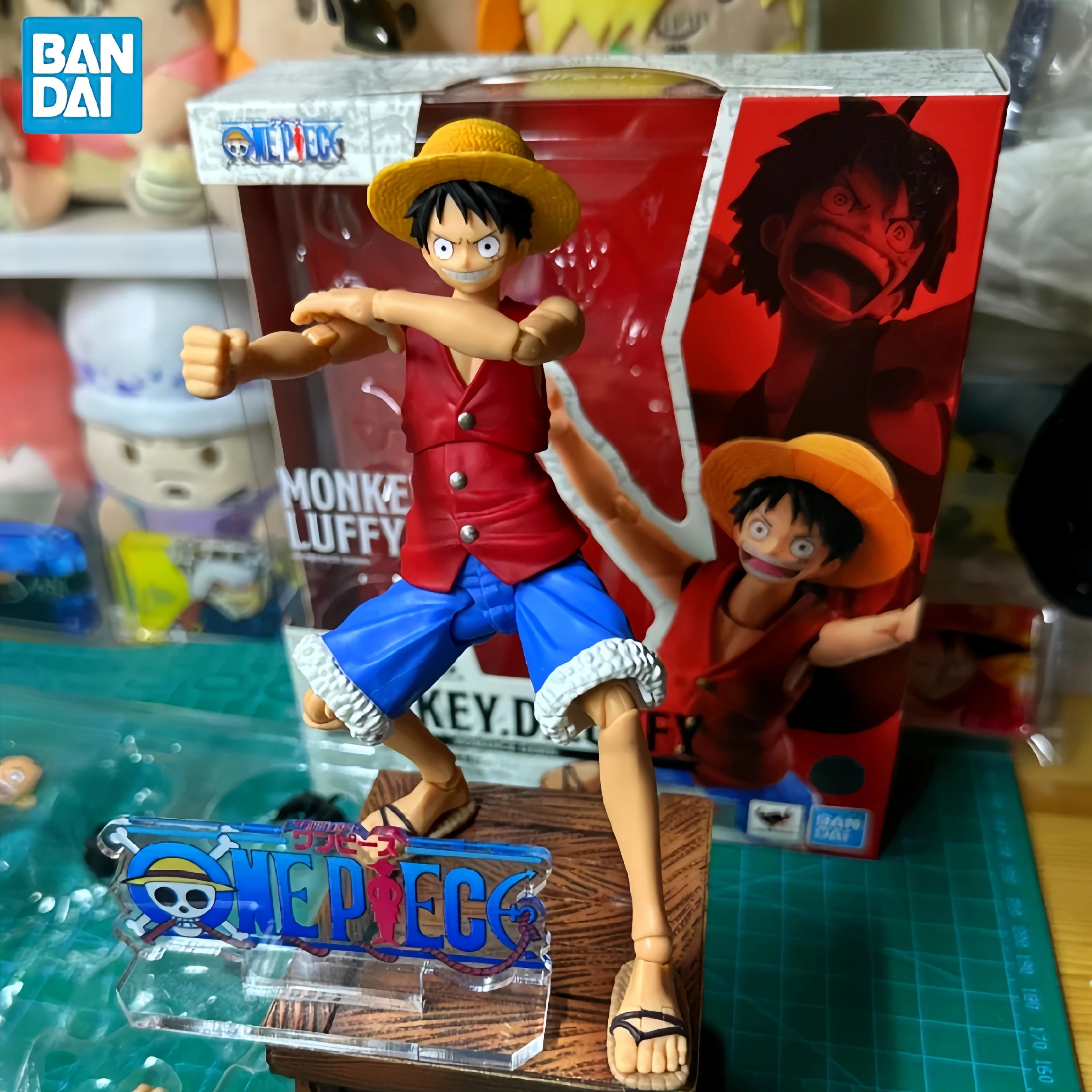 In Stock 100% Original Bandai S.H.Figuarts SHF One Piece Monkey D Luffy Romance Dawn Anime Action Figures Toys Models gift