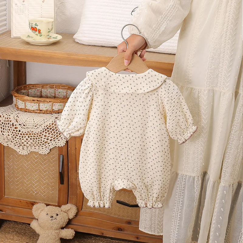 Spring Style Bubble Cream Single Layer Long Sleeved Jumpsuit Home Baby Hoodie Crawling Clothes Childrens Clothing