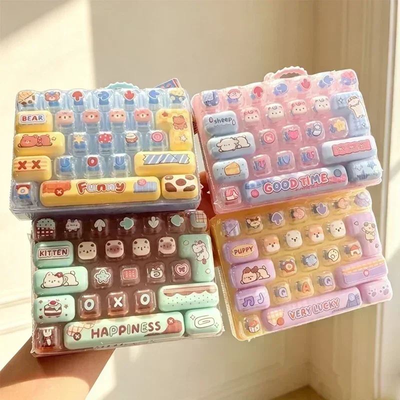 26Grid Keycap Clicker Anti Stress Fidget Keyboard .Keychain Decompression Button ''Cartoon Hand Relax Party Favor Gift 26구 키캡 키링
