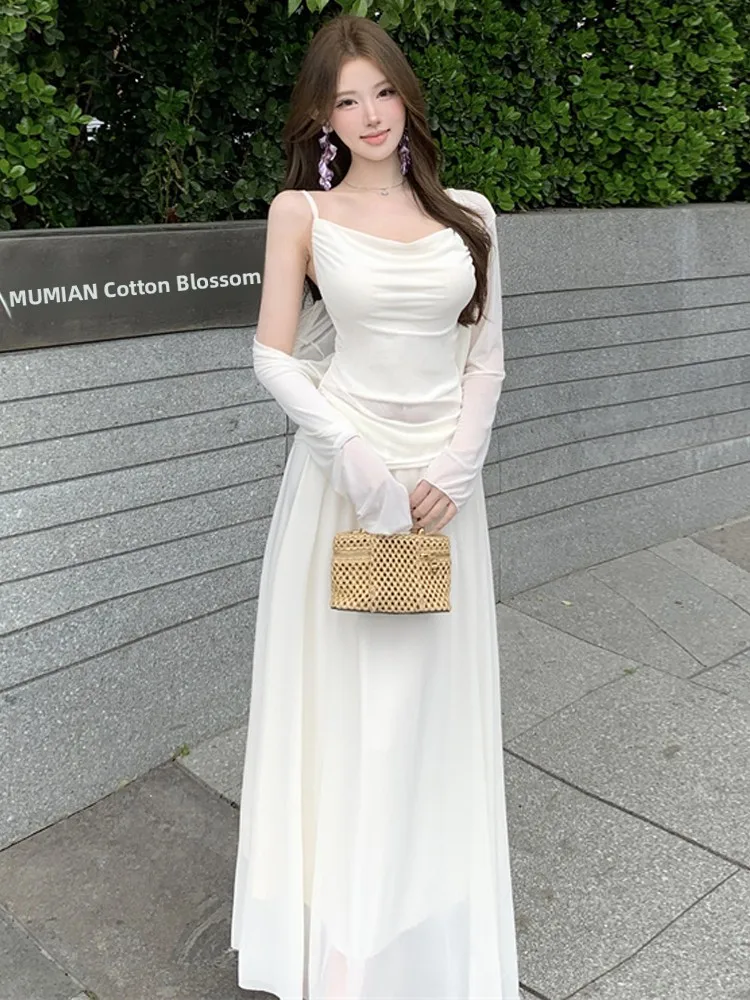 

Pure Desirable Gentle Sweet Sexy Off-Shoulder Asymmetrical Long-Sleeve Vest High-Waist Skirt Three-Piece Set for Women