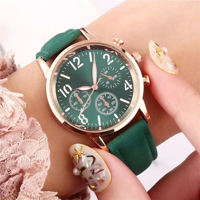 Stylish and casual high quality ladies Rose Gold dial leather strap Full diamond English watch Student girl simple vintage clock