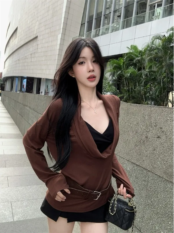 

Сексуальная облегающая футболка с открытой горловиной для женщин, с поясом, имитация двухслойности, уникальный ретро-стиль, длинный рукав