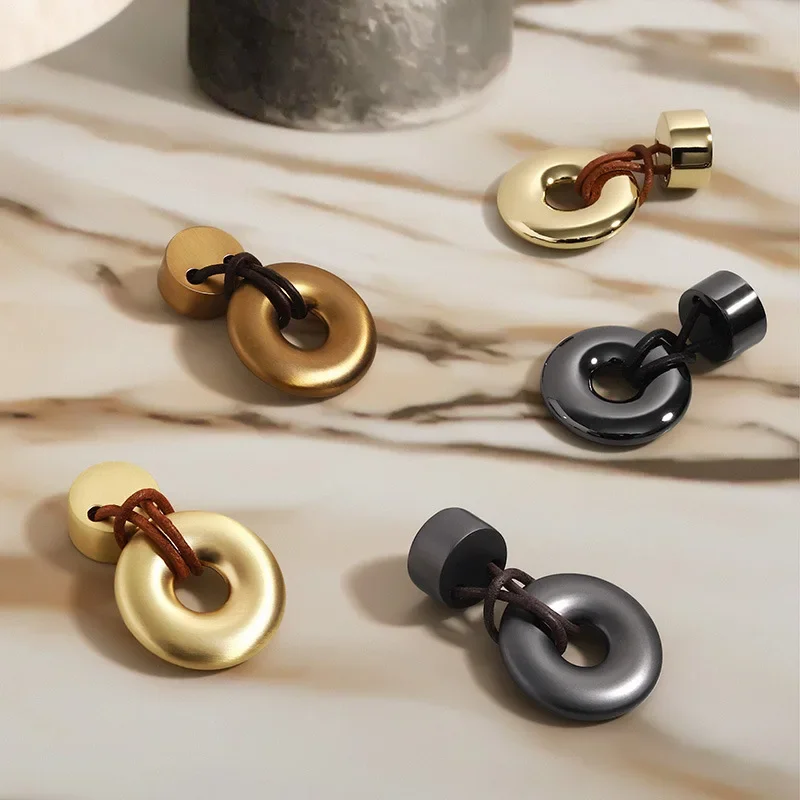 

Modern Light Luxury Gold Cabinet Door Solid Single Hole Leather Handle Nordic Wardrobe Drawer Small Handle Creative Door Handle