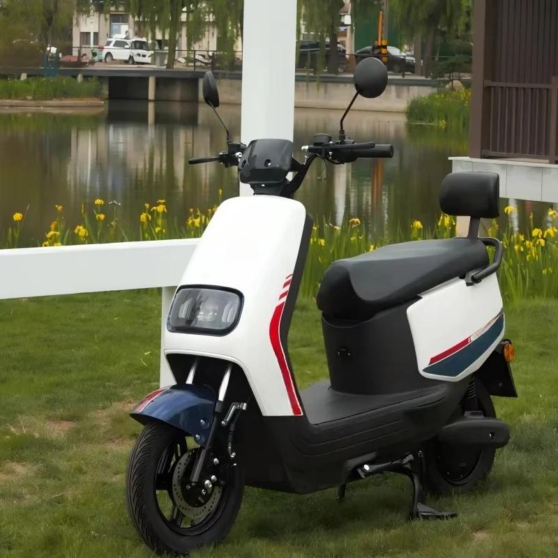 QQW Ex-factory price electric motorcycle, 800W motor power, 72V optional lithium battery, suitable for wholesale purchase