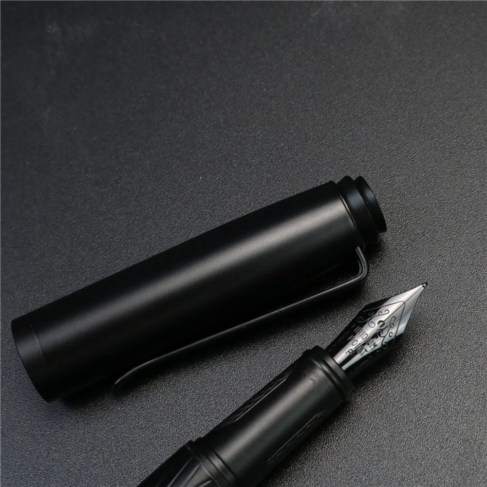 Titanium Nib Black Samurai Fountain Pen Tree Texture Refillable Metal Fountain Pen 0.5mm Nib Smooth Ink Pens Writing Supplies