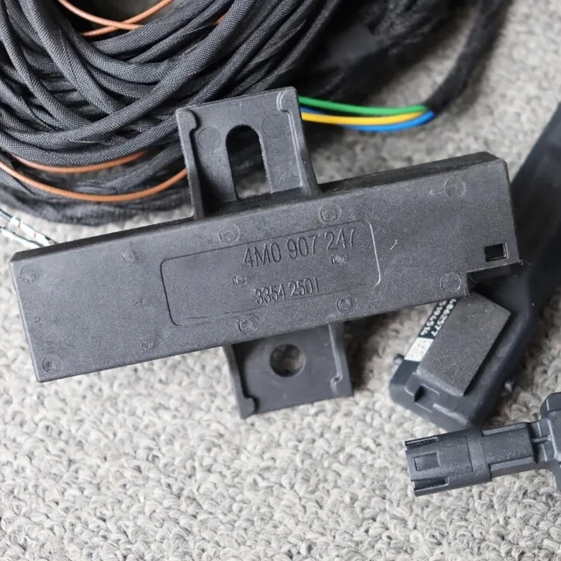 

A2UC Automotive Proximity For Doors 92% Response Rate Heat Resistant Polymer Housing Maintenance Less 8W0927753 8W0927754