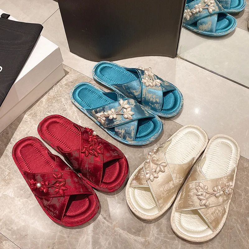 New Chinese-style Flat Slippers for Women, High-quality All-season Home Slippers, Wedding and Festive Red Slippers for Brides