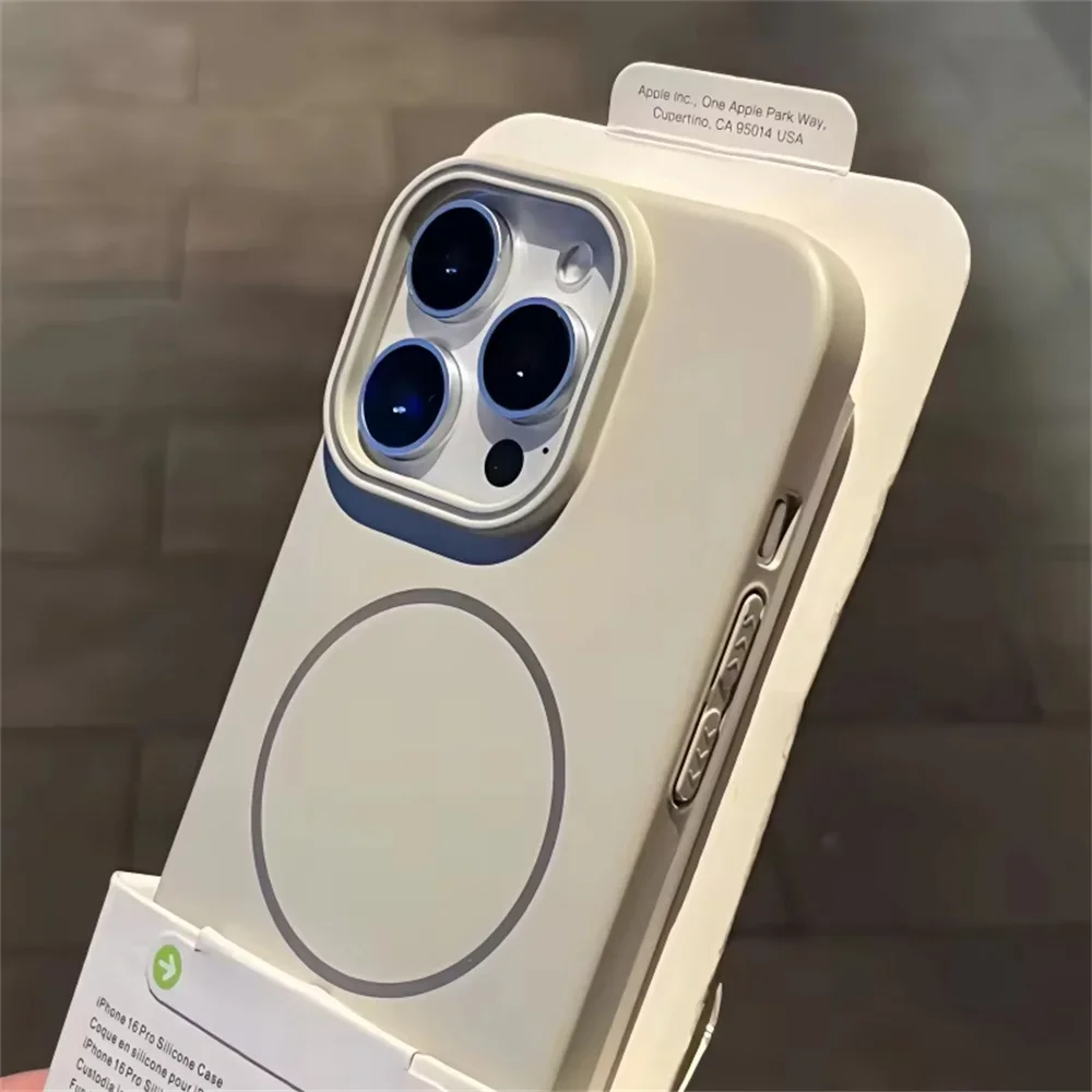 حافظة هاتف صلبة رفيعة للغاية لهاتف Magsafe لهاتف آيفون 16 15 14 13 12 11 Pro Max 17 Plus غطاء شحن لاسلكي غير لامع حافظة بسيطة