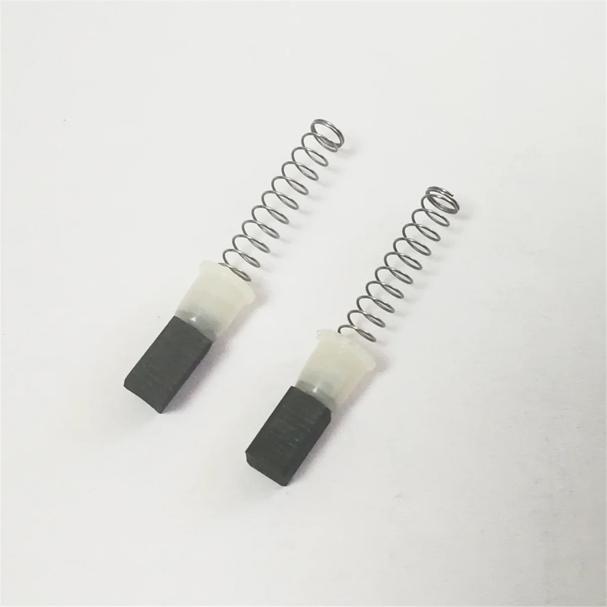 A03R 12PCS Carbon Brush and Spring Assemblies for A5/Classic 76/Classic 97 Hair Clipper Repair Parts Spare Parts