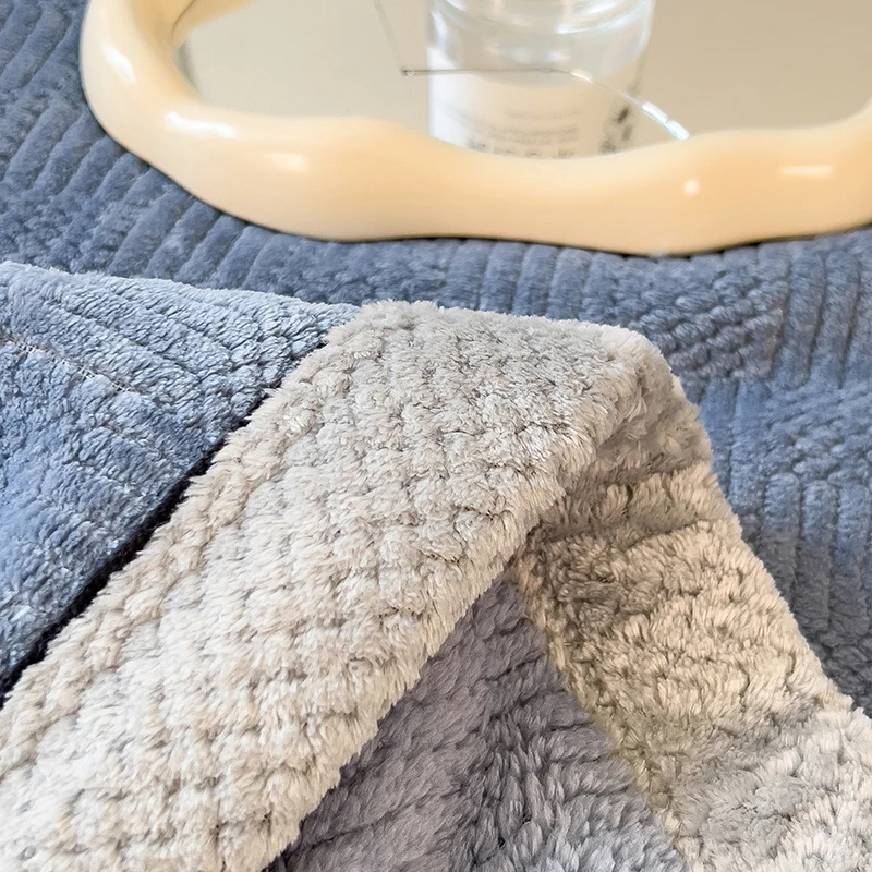 Single/Queen/Super King Thicker Fleece Throw Blanket for Bed or Sofa , Soft Plush Blanket