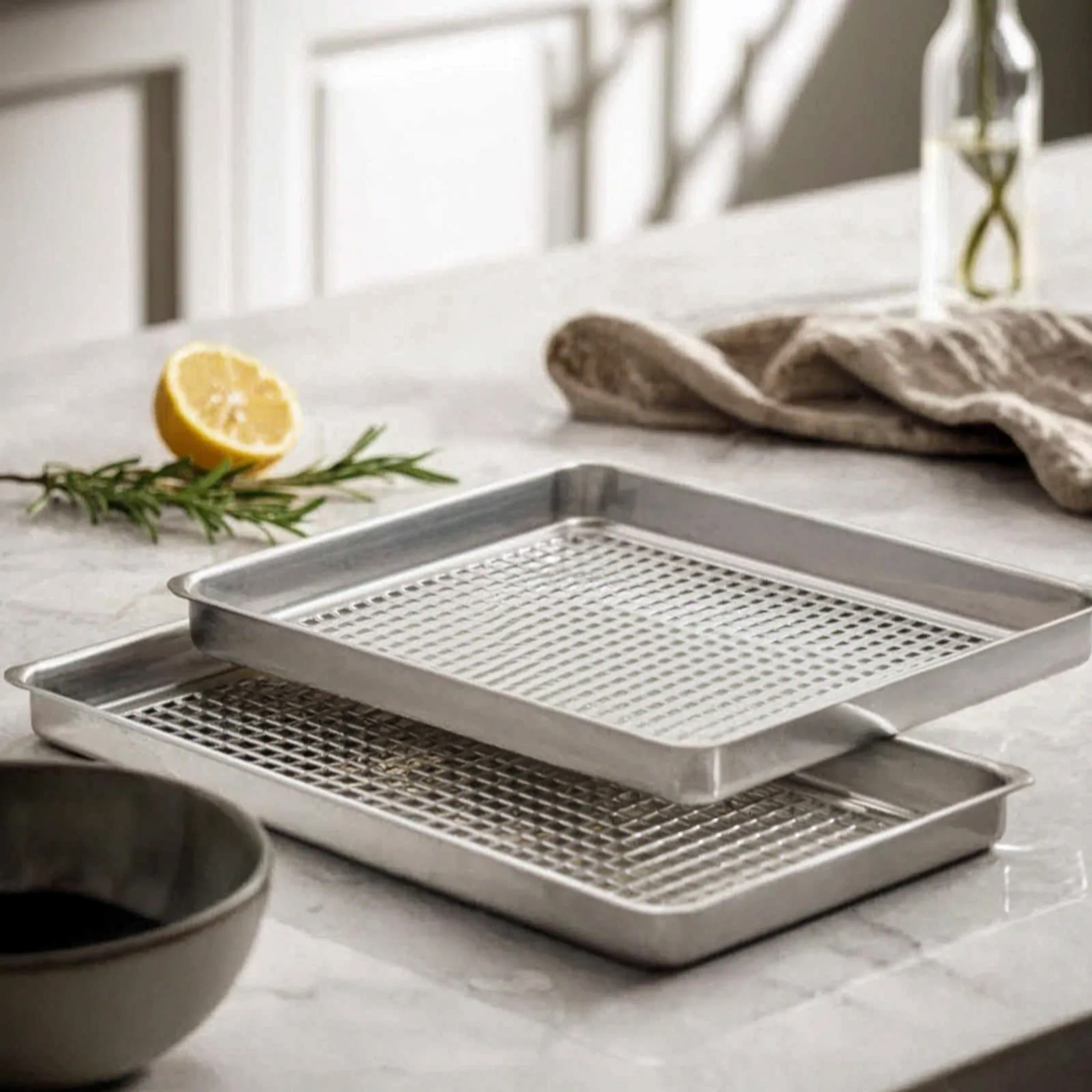 Heavy Duty Bar Top Drip Tray Easy to Clean Low Profile Stainless Steel Spill Tray with Raised Edges for Bar Service