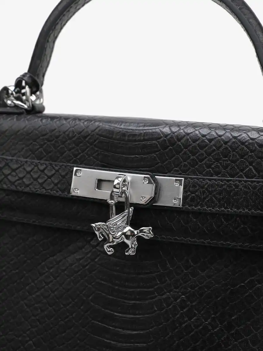 Pegasus Lock Kelly Bag Pendant Metal Bagpack Keychain Vintage Casual Car Key Chain Bag Accessories Decoration