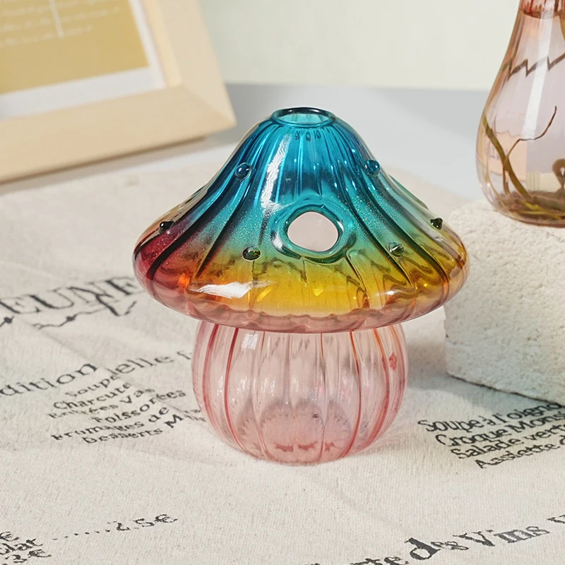 Hand-Blown Glass Mushroom Vase, Colorful Hydroponic & Aromatherapy Display, Artistic Table Centerpiece and Home Decor