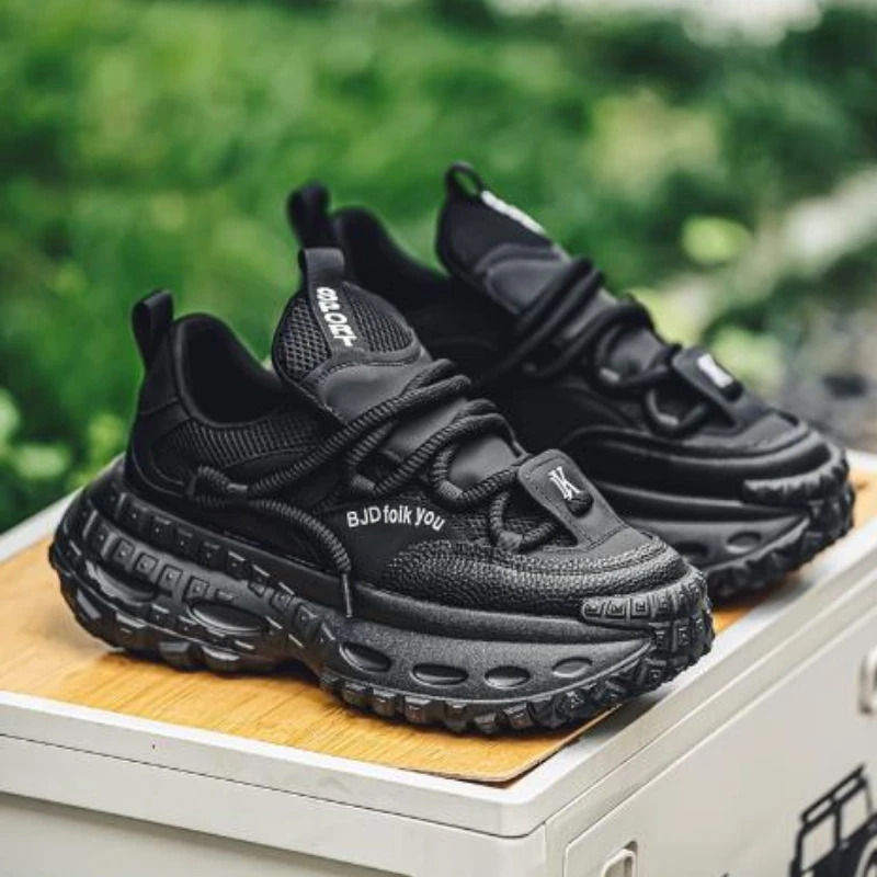 

Autumn Mens Vulcanized Footwear Trendy Thick Bottom Lace Up Running Shoes Comfortable Non Slip Sneakers Chaussures Sport Homme