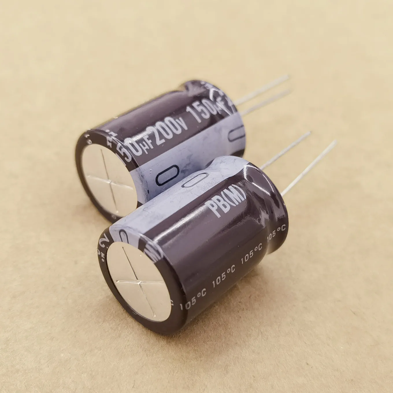 Original new 100% PB series 200v150uf 18x25mm fever electrolytic capacitor (Inductor)
