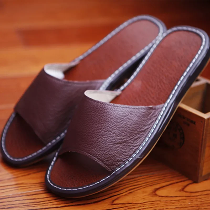 

Full Grain Cow Leather Couple's Summer Indoor Slippers Non-Skip Genuine Leather Casual Home Slippers for Men and Women