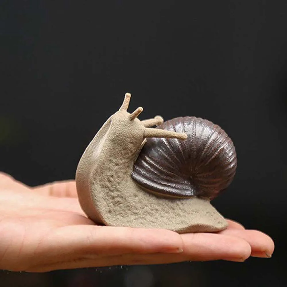 Ceramic Small Snail Figures Funny Miniatures Snail Mini Model Bonsai Micro Landscape OrnamentsTea Pets Desk Decorations