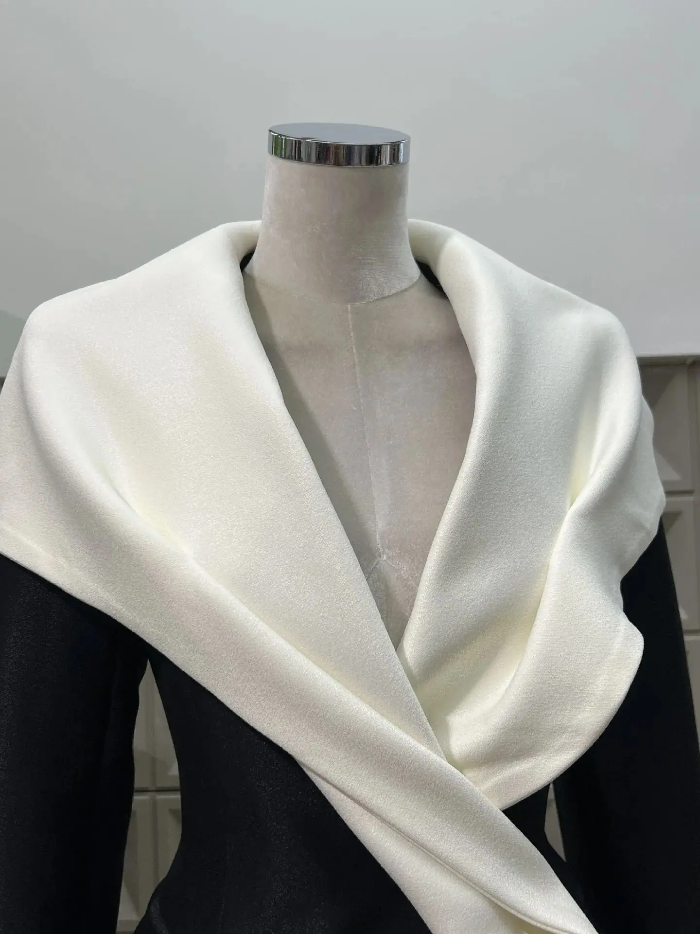 2023 Nieuwe Damesjurken Slim Fit Mini Capuchon Lange Mouw Gordel Patchwork Chic Stijlvolle Party Club Cocktail Bal Avondjurk