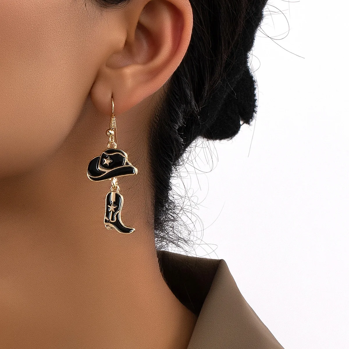 New Fashion Cute Western Cowboy Hat Boots Stud Earrings for Women Personalized Creative Alloy Drip Oil  Earrings Party Jewelry