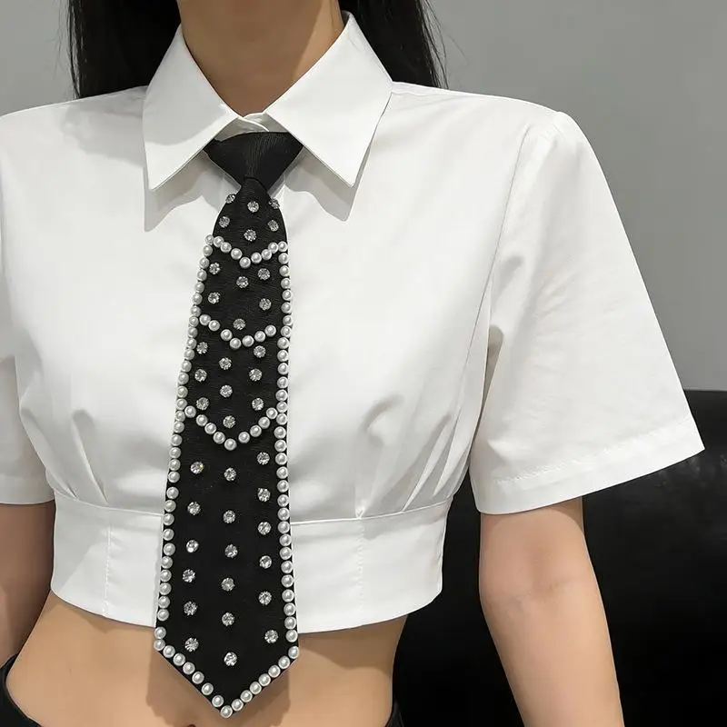 Vorgefertigte schwarze modische Krawatten mit Kunstperlen-Strass-Verzierung, perfekt für Partys, Hochzeiten, den Alltag und besondere Anlässe. – Detail 16