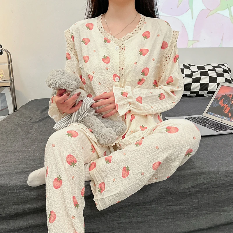 

Autumn and winter new lace cardigan button suit ladies pajamas bubble cotton pleated cloth long-sleeved sweet homewear suit