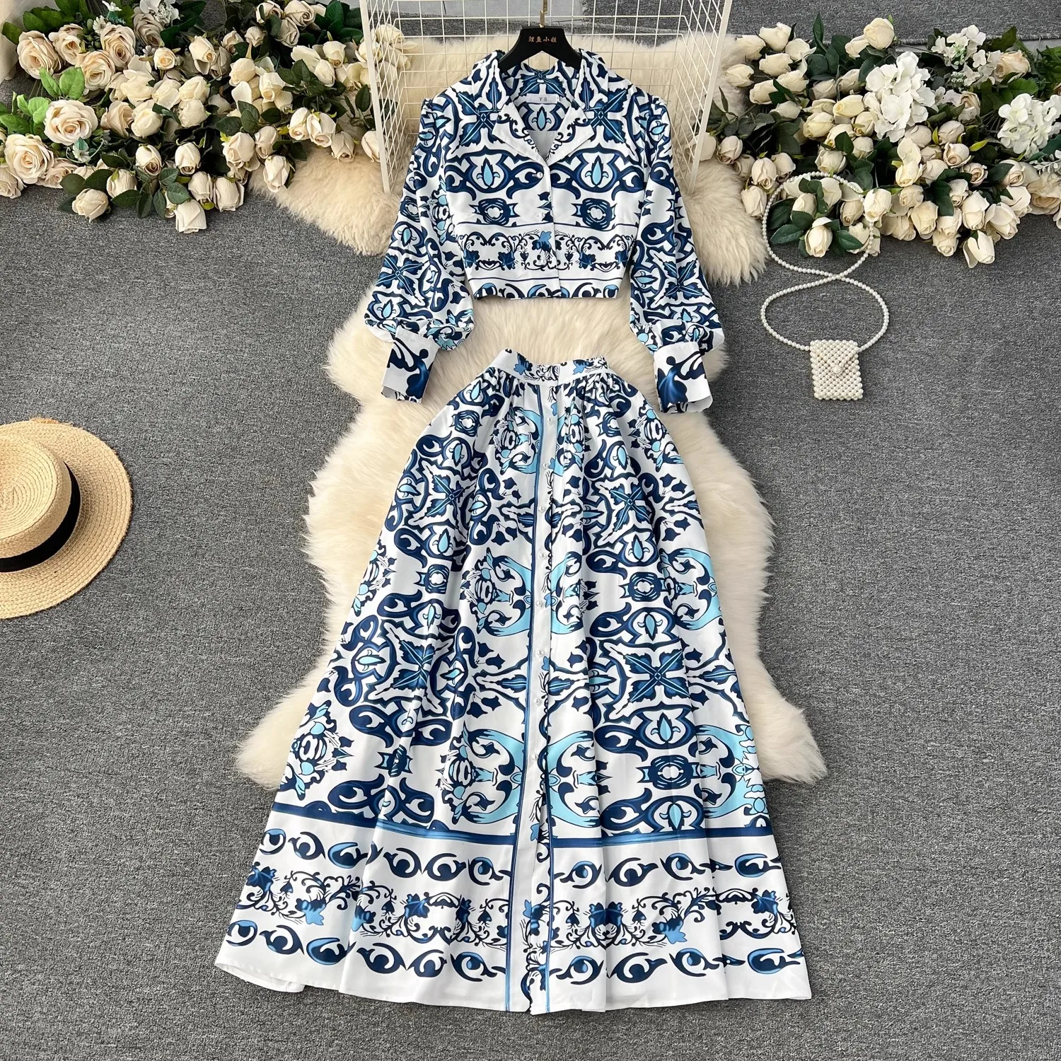 

Runway Blue And White Porcelain Outfits Women's Long Sleeve Pearl Buttons Short Shirt Tops＋Long Maxi Skirt Vacation 2 Pieces Set