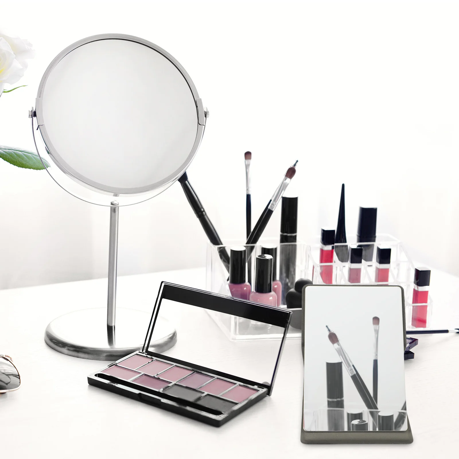 1 セットメイクアップコンパクト折りたたみ Pu カバーポータブル金属ポータブルミラー旅行用ポケットミラー