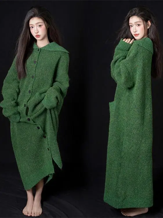 

Зеленый свитер для фотосессий в помещении: атмосферная фотосъемка, ленивый стиль, студийная тематика, модный этнический сценический костюм для девочек-подростков