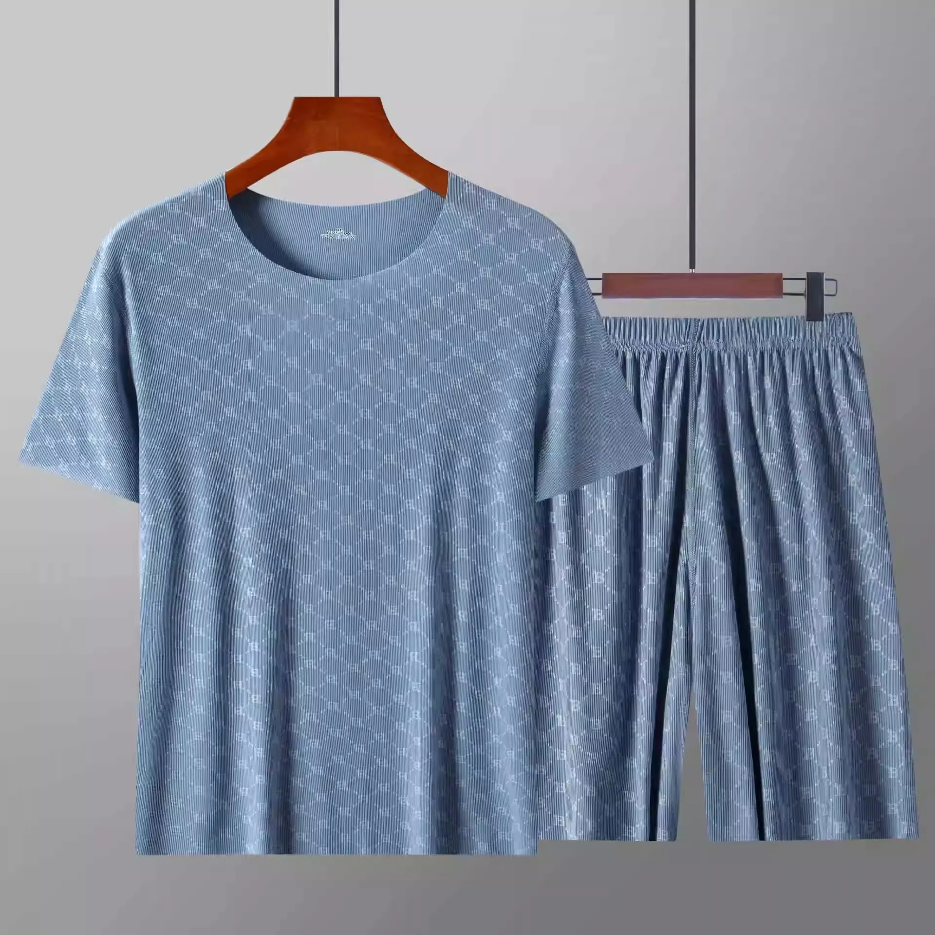 

Summer Men's Home Clothes Ice Silk T-irt ort Sve Lightweight Set Casual Spwear Pants Polyester Fabric ort Sve