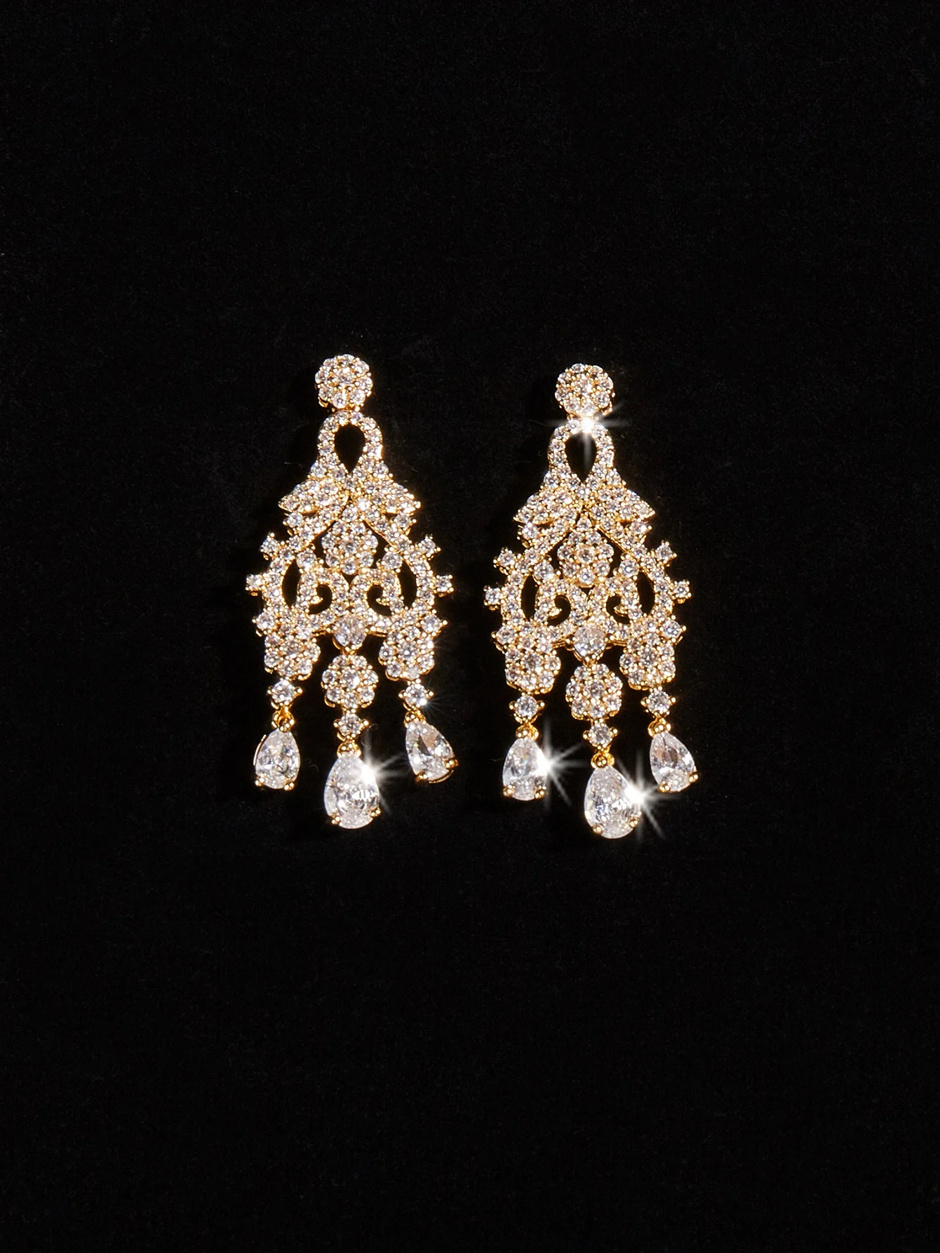 2024 New Trendy Luxury Gold Color Earrings for Women Wedding Party Gift Jewelry Bulk Sell Christmas