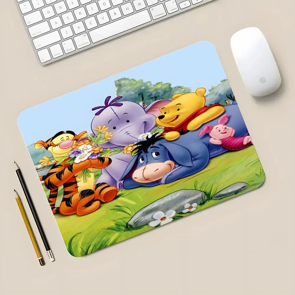 Disney Cartoon Winnie The Pooh Mouse Pad game e-sports universal desktop laptop simple office rubber small non-slip pad 450x400