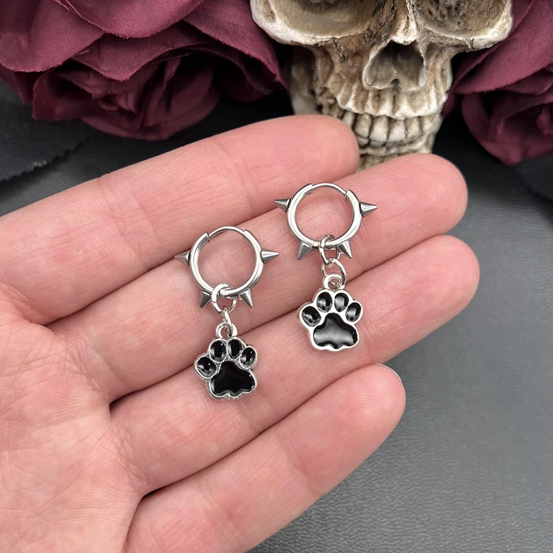 Goth Jewelry Beads Rivets Drop Earrings Grunge Rock Accessories Punk Earrings Women Cool Korean Fashion Earrings