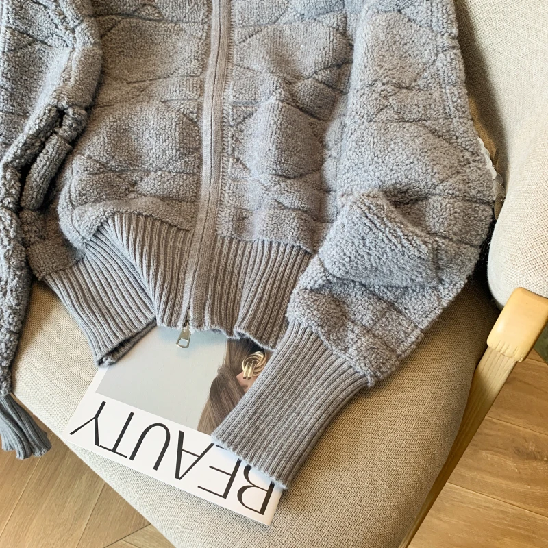 2024 Women Grey Clothing Cardigan Knitting Sweater Korean Version Y2k Clothing Jacket Cashmere Coat Female Winter White Tops