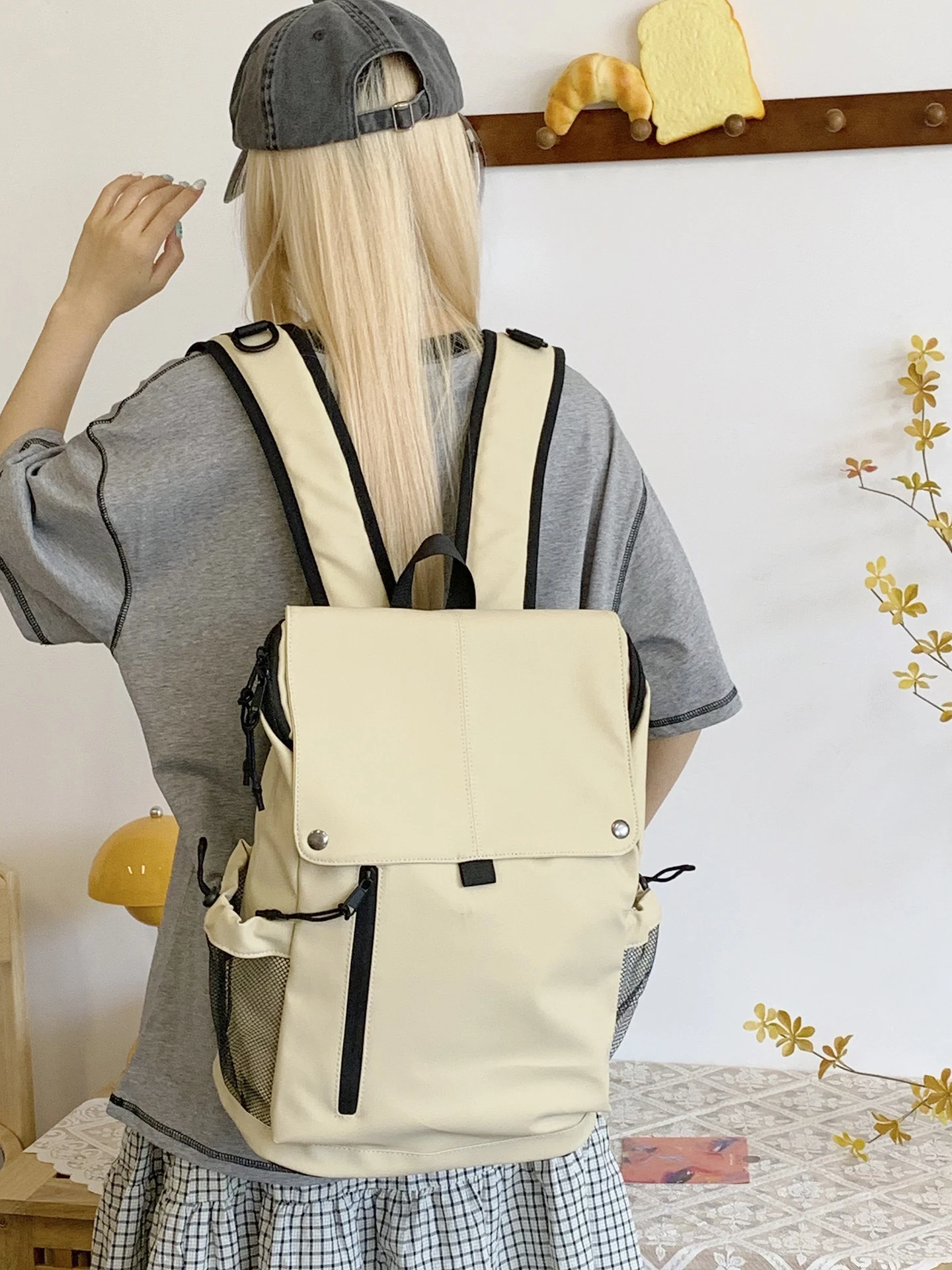 High Quality New PU Leather Laptop Women Backpack Teenagers Travel Bag Backpacks Schoolbag for Teenage Girls Solid Color Bookbag