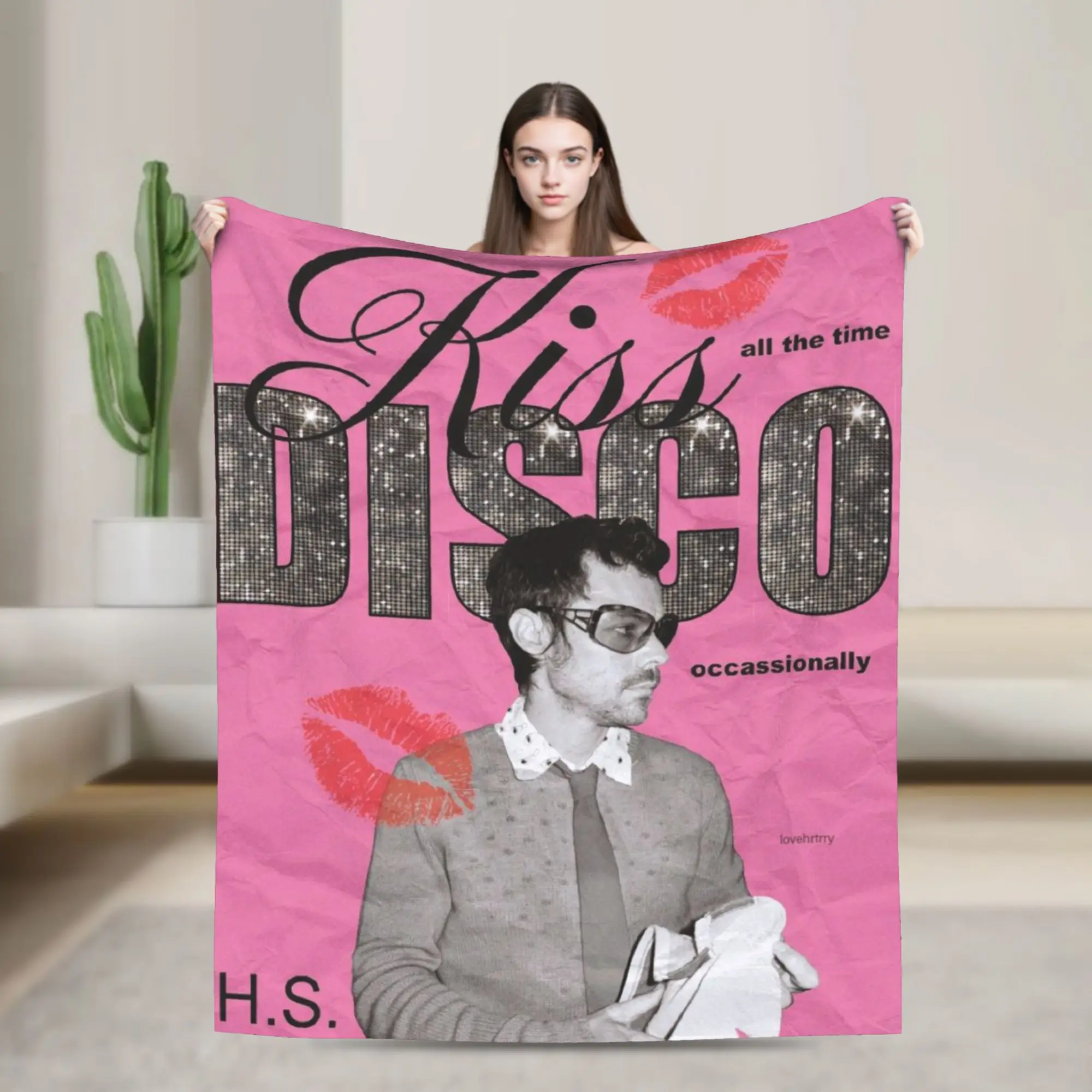 Kiss All The Time Disco Blankets Harrys Music Styles Fleece Throw Blanket Home Couch Portable Soft Warm Bedspreads