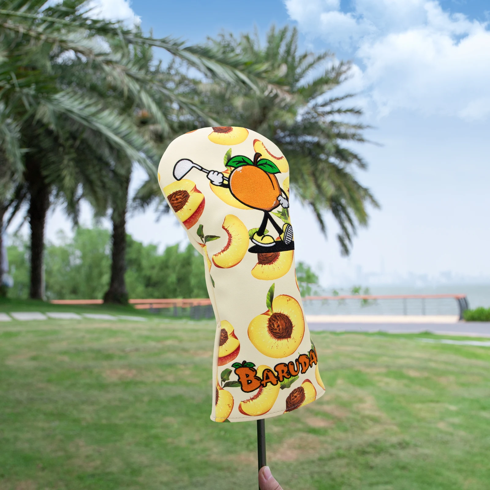 Yellow Peach High Quality Embroidery Golf Club Head Covers Cute Golf Fariway Wood Covers Hybrid Head Covers 3 Wood Headcover Le
