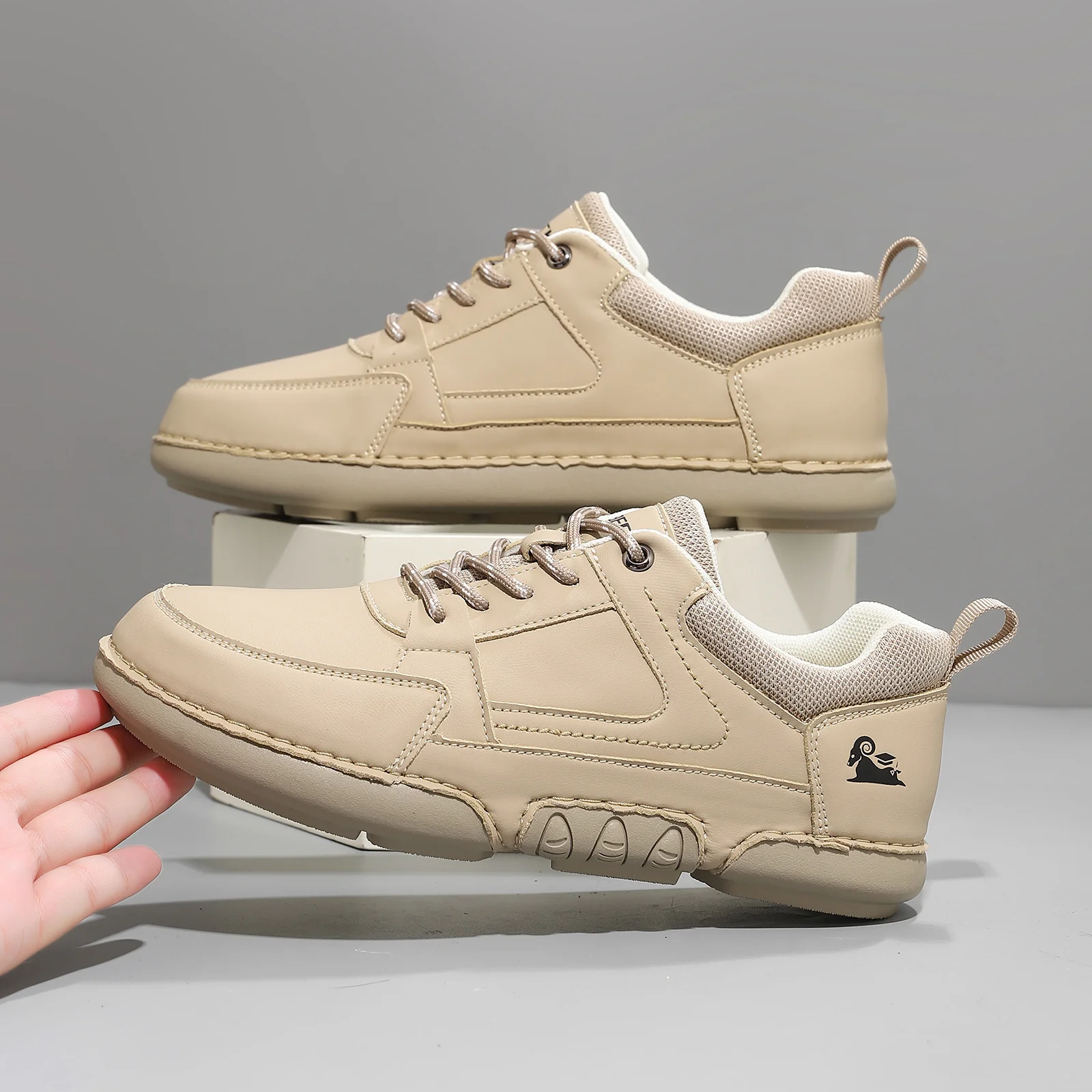 Men's Outdoor Sports Shoes - Fashionable Breathable Lightweight Design Suitable for Casual Flat Shoes for Women in Any Occasion