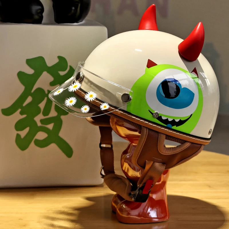 

Helmet Cartoon Big Eyed Retro