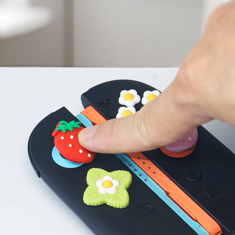 Spring Strawberry Silicone Soft D-pad Button ABXY Key Sticker Skin Case For Switch 2/NS Oled Joy-con Thumb Stick Grip Cap Cover