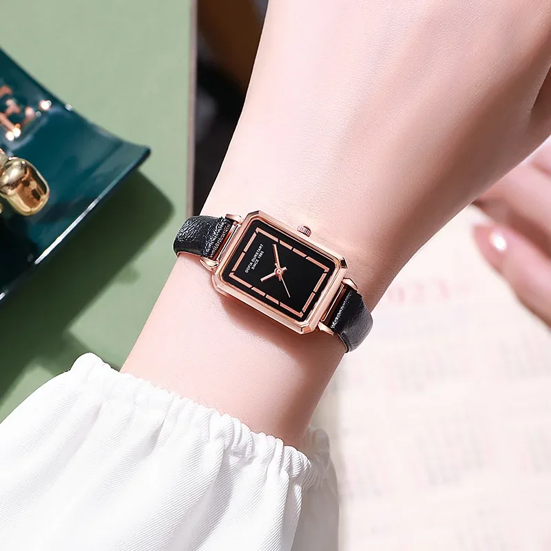 Reloj de cuarzo cuadrado para mujer, temperamento Simple, moda nueva