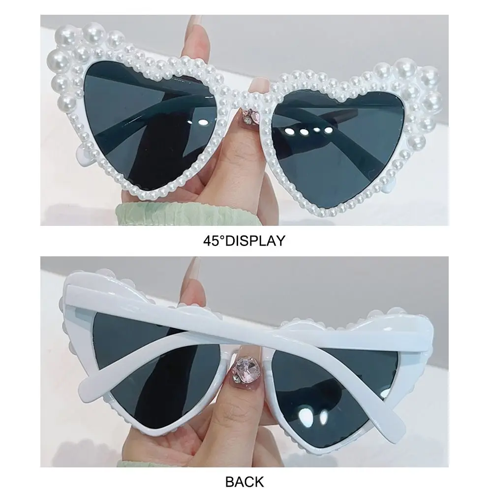 

Trendy Heart-shaped Imitation Pearl Frame Sunglasses UV400 90s Cat Eye Eyewear Y2K Beach Party Sun Glasses for Women & Men