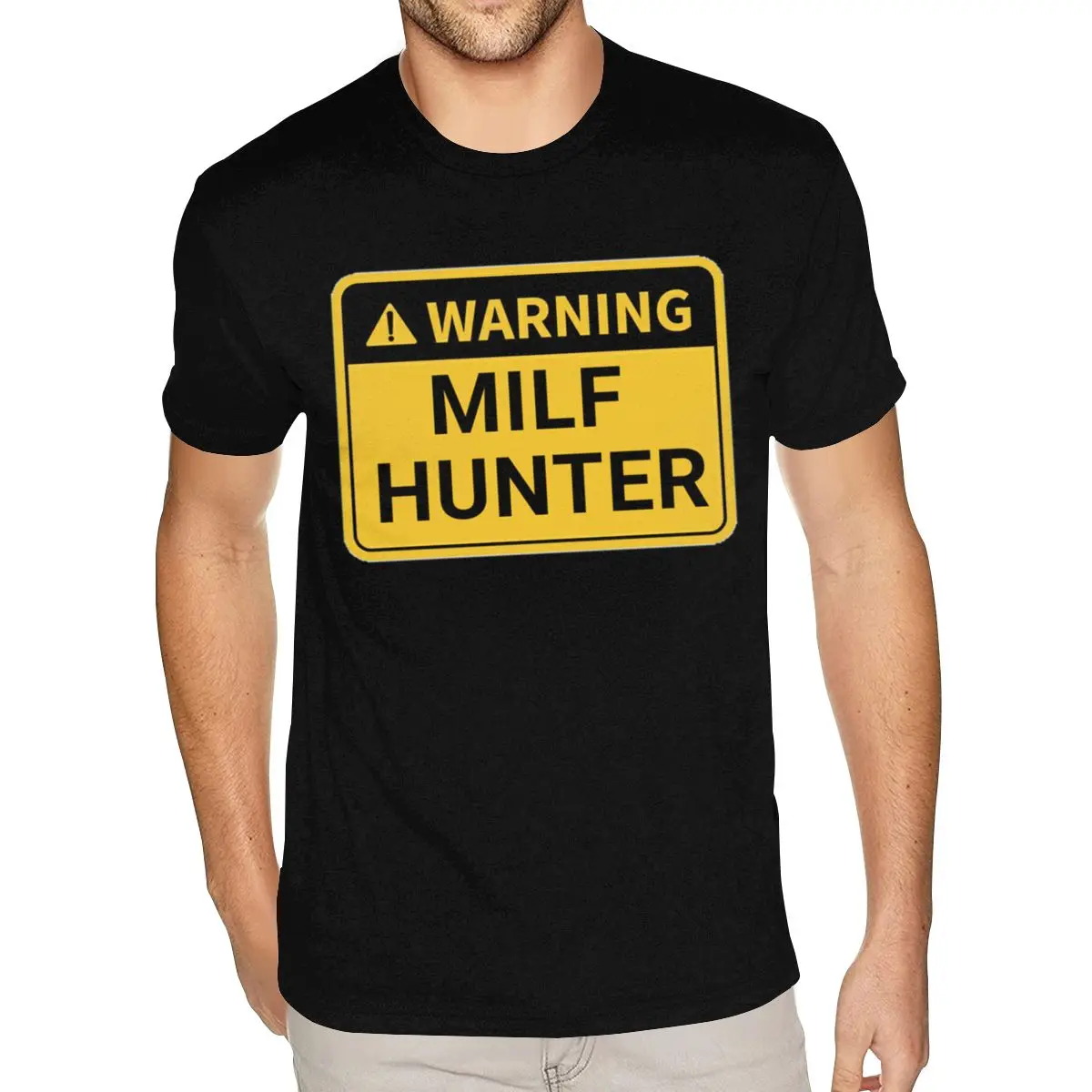 

Classic MILF HUNTER T-Shirt for Men Cool Fashion Short Sleeved Graphic Tshirt Male Discount Clothing