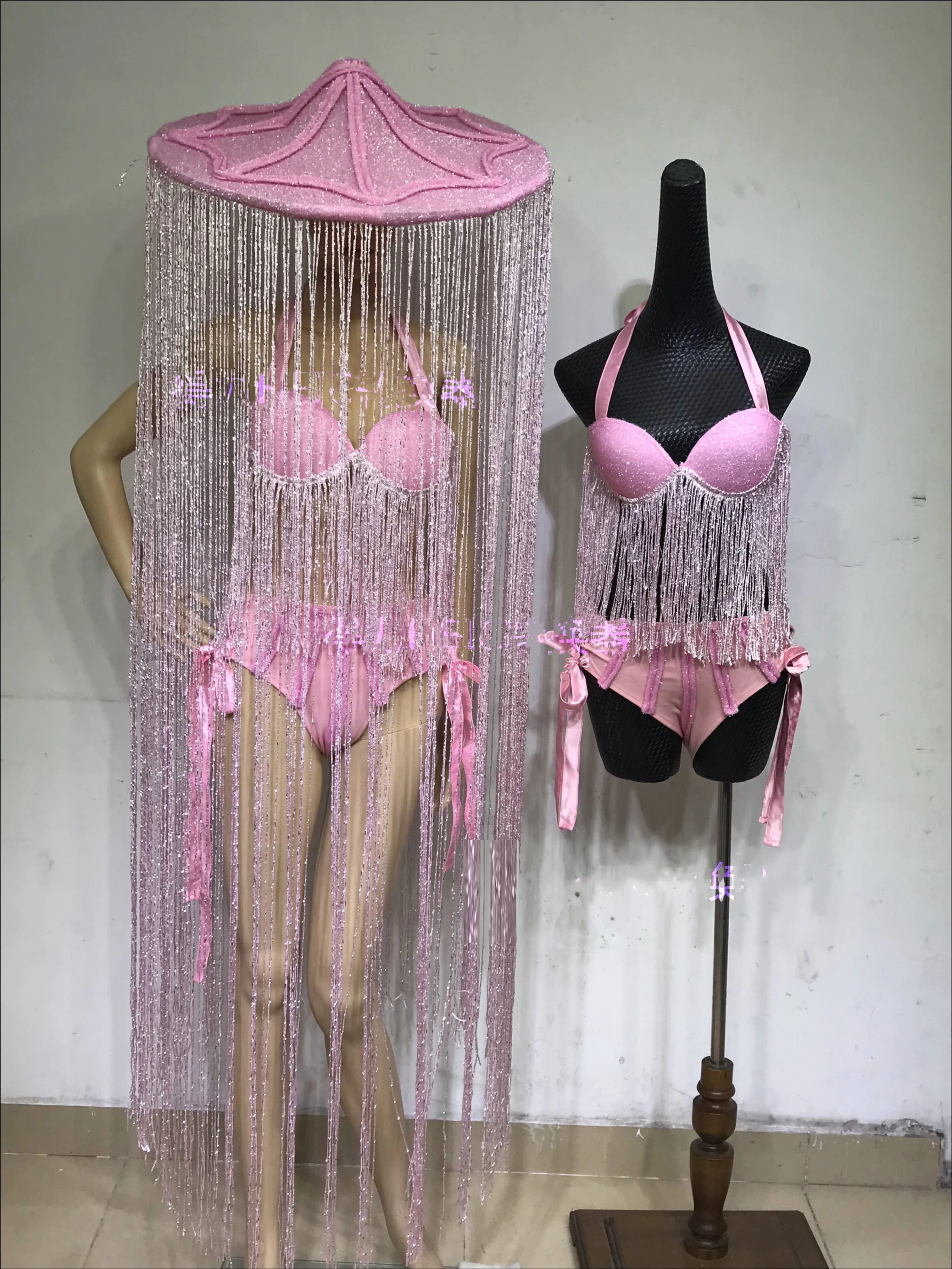 2025 جديد أنثى هامش بيكيني جوجو ملابس رقص الجاز شرابة قبعة المرحلة زي ملهى ليلي المغني راقصة أداء الهذيان الملابس