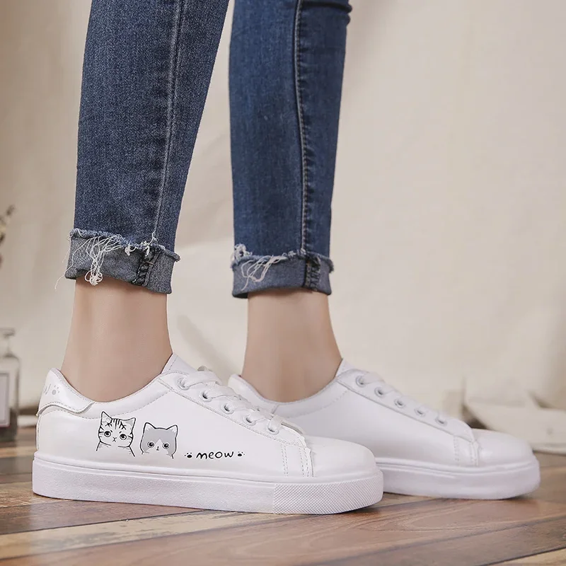 Spring Fashion Embroider Breathble Vulcanized Shoes Women Sneakers Pu Leather Platform Shoes Women Lace Up Casual Shoes White