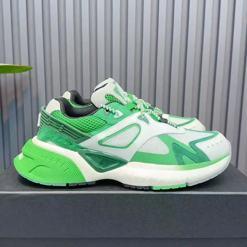 2026 new height increasing breathable dad shoes for women, thick soled leather casual sports white shoes for men