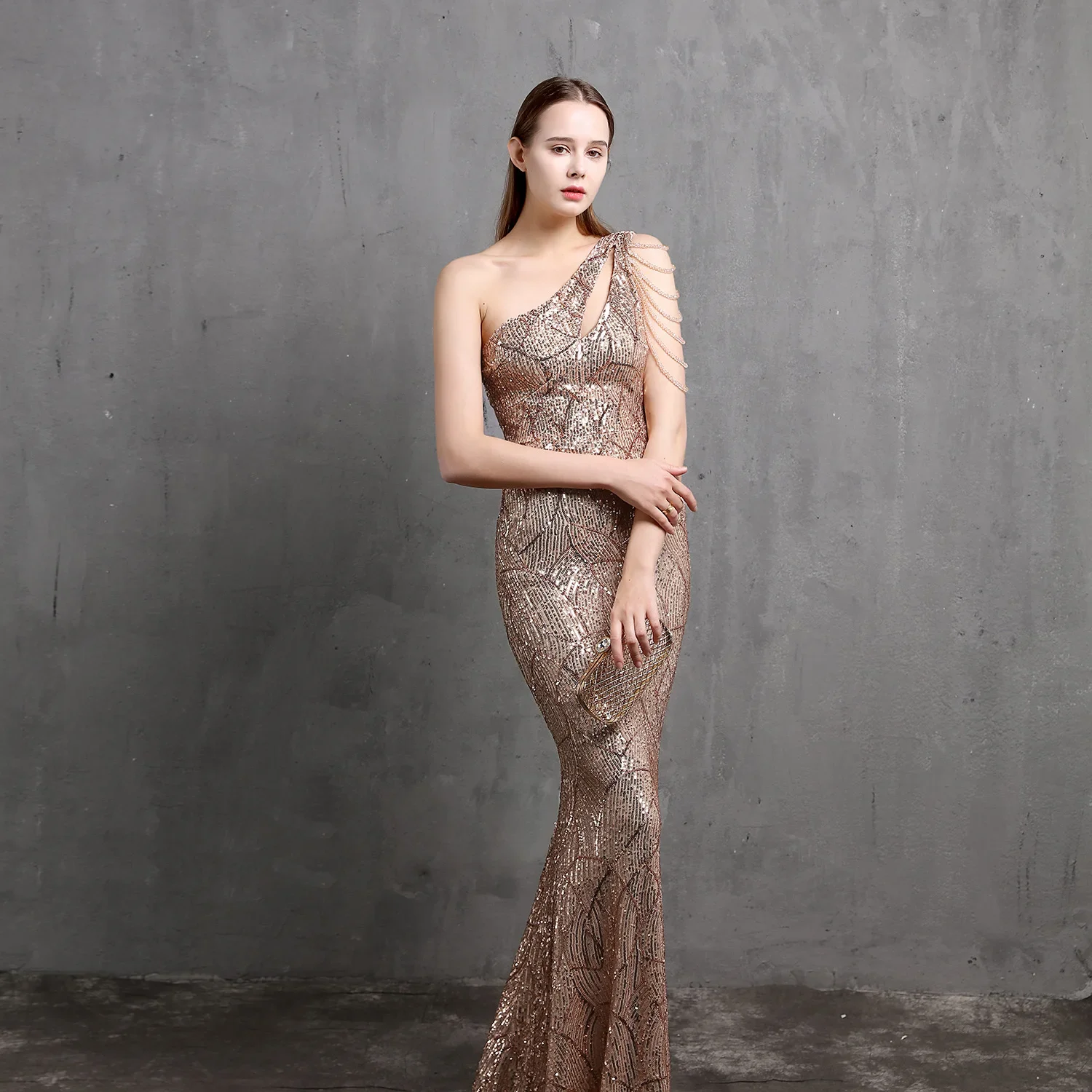 Wholesale Sexy Sequin Shinny Evening Gold Dresses Women Lady Elegant Party Luxurious Dress One Shoulder For Wedding 2023