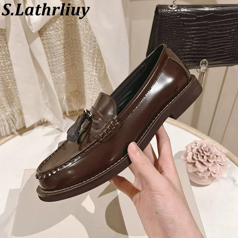 

Spring Autumn Women's Shallow Mouth Lazy Loafers Round Toe Square Heel Metal Bead Sweet Mary Shoes Walking Single Shoes 2025