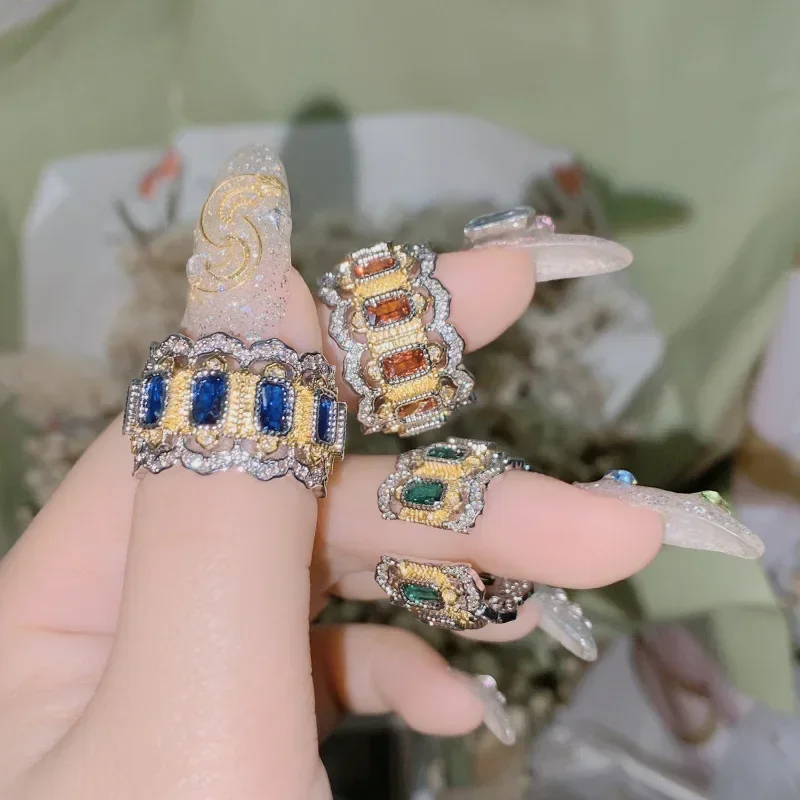 

MDLFES Mo!ssan Diamond Style Wide Italian Vintage Court Emerald Ring Premium Woven Carving