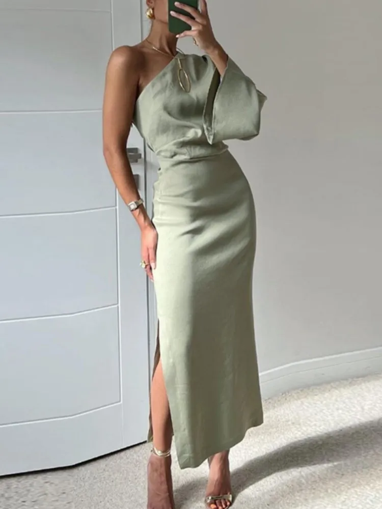 Sexy Women One Shoulder Long Sleeve Dresses Elegant Backless Split Side Slit Bodycon Dress Leisure Fashion Pleated Ladies Robe
