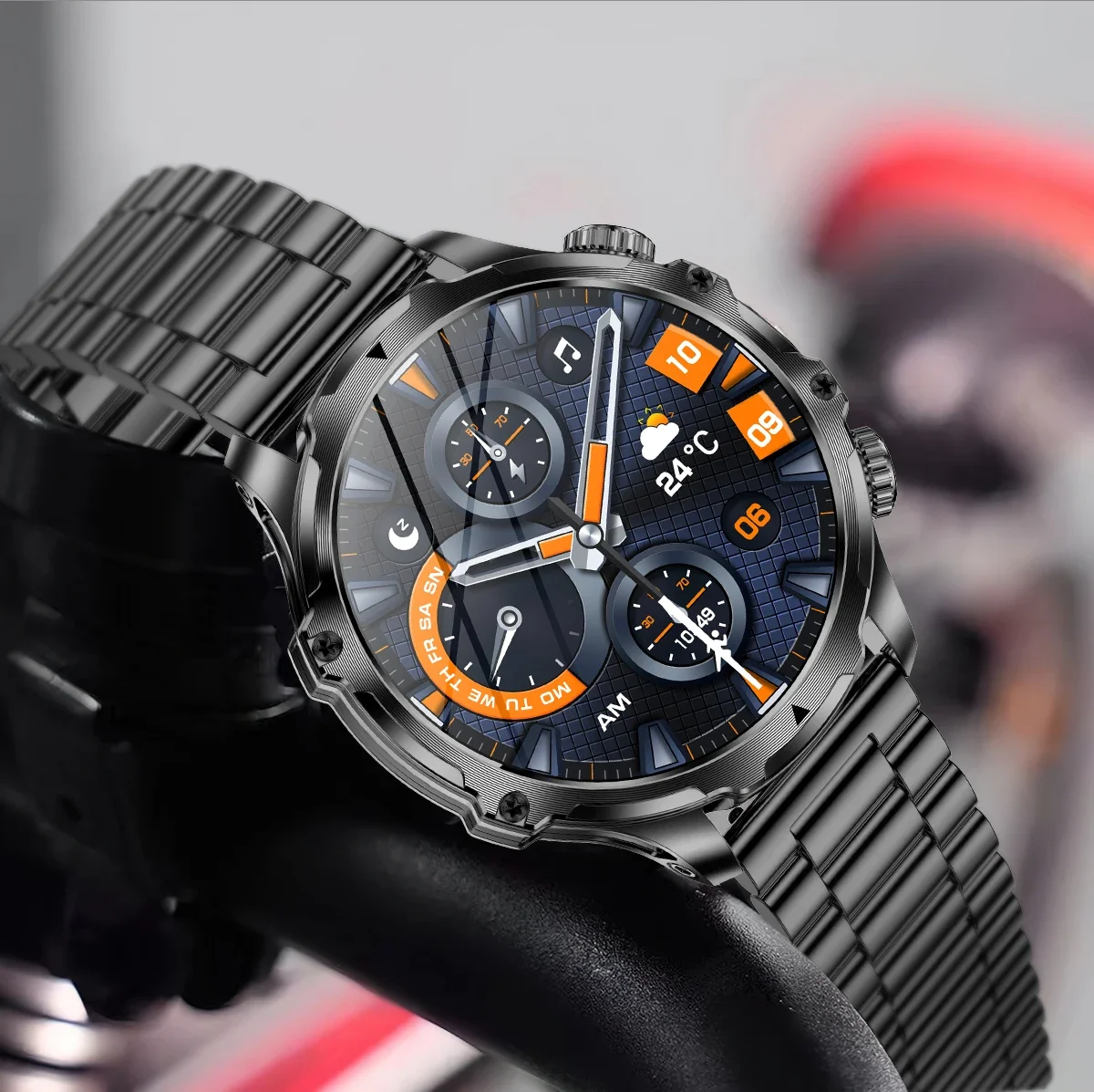 2025 New Men Outdoors Sports Smart Watch  Flashlight 700mah Large Battery Bluetooth Calling LED Light Fitness Tracker Smartwatch